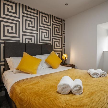 Victoria Home - 2 Bedroom Wi-Fi Parking Workers Hyde Exterior foto